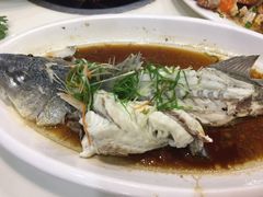 -鑫悦楼煎蟹·16年海鲜大排档