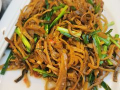 -蔼若春.传承三十年云南菜(金碧公园店)