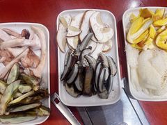 -菌之家·专业纯野生菌火锅·特色炒菌