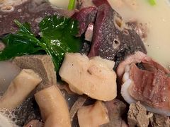 -老天桥酱肉烧饼夹肘子(天桥店)