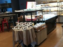 面包甜点陈列柜-85度C(无锡利华广场店)