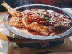 -鸣记脆皮烤鱼·海鲜烤鱼(三八广场店)