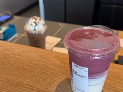-星巴克臻选(盐城金鹰聚龙湖店)