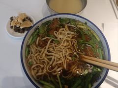 -镇南锅盖面馆(解放路店)