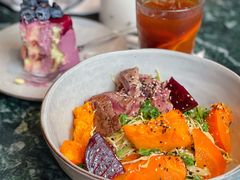 煎牛肉烤时蔬色拉-BAKER&SPICE(安福路店)