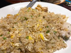 -臻鲜燕海鲜融合餐厅(金陵style店)