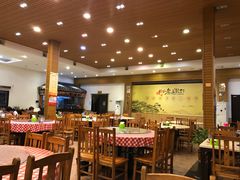 大堂-老三龙虾(汉阳杨泗庙店)