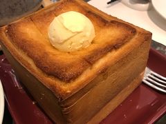 -港丽餐厅(高德置地店)