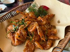 -老滇山寨•云南特色菜•地方菜•民族风情歌舞表演(金碧店)