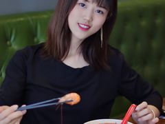 -何记花甲(海岸城旗舰店)