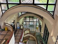 -香港大学