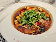 -成都你六姐·牛肉冒菜·麻辣香锅(长泰广场店)
