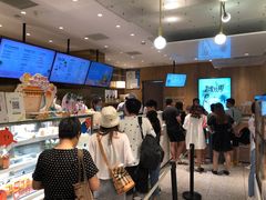 -奈雪的茶(湖滨银泰in77C区PRO店)