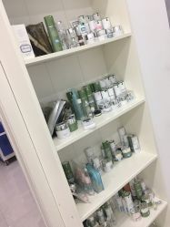 -荟草堂痘肌修护中心