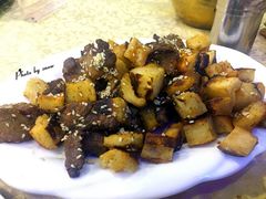 -维吾尔餐厅(宜山路店)