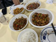 -笨罗卜浏阳菜馆(太平街店)