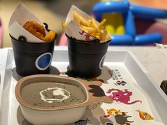 -水桶王国主题餐厅·聚会·生日派对·亲子活动·家庭套餐(亚龙湾希尔顿店)