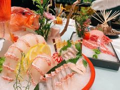活鲷鱼打边炉-上房火鍋(新天地店)