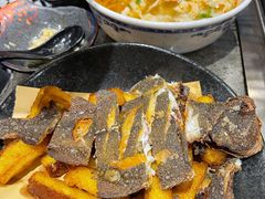 -破瓦寒窑·地摊烤羊排