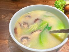 风肉菌菇汤-鱼食饭稻·苏浙土菜17年老馆子(平江路店)