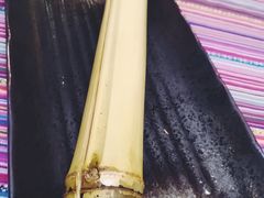 -香巴拉云南餐厅(华莱坞店)