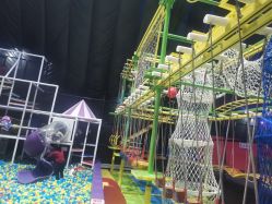 -失重星球乐园·蹦床馆(欢乐谷店)
