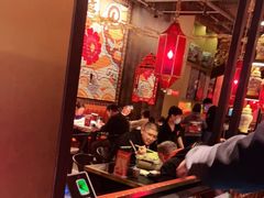 大堂-鸣记脆皮烤鱼·海鲜烤鱼(亿合城店)
