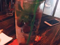 -Helens海伦司(昆明路店)