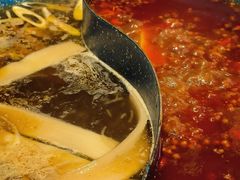 重庆红油经典鸳鸯锅-王歘歘·chuǎ火锅(五道营店)