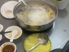 -官塘陈记鱼生·潮汕砂锅粥·牛肉火锅(潮枫路总店)