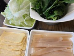-井格重庆火锅(西直门凯德Mall店)