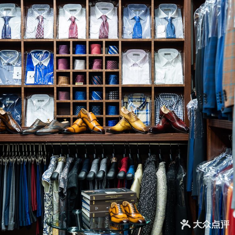 专业西服定制👉香港威德诚洋服