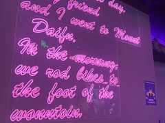 -粉墨特色菜·烧烤音乐酒馆