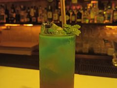-城墙外BAR