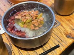 -成都你六姐·牛肉冒菜(上海环宇荟店)