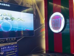 -UK派对KTV(日月广场店)
