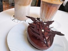 -潮一不贰·法式甜品·生日蛋糕·西式简餐(外滩店)