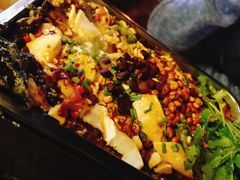 -罗满娘特色豆花烤鱼