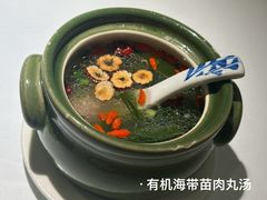 -费大厨辣椒炒肉(高铁吾悦广场店)