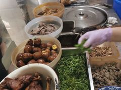 -叶新小吃店(来凤小区总店)