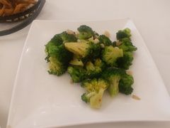 拍蒜炒西兰花-稻香酒家·33年老字号·港式粤菜(富邦中心店)