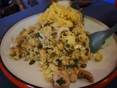 -拾光音乐餐酒吧(告庄星光夜市店)