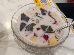 -弘束束柳州深巷螺蛳粉(珠江路店)