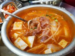 泡菜肥牛汤-本炙炭烤·蒲烧活鳗料理店(金沙洲店)