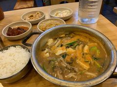 -金北顺大锅家(신사본점)