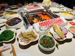 -海底捞火锅鲜切牛肉主题店(长寿路店)