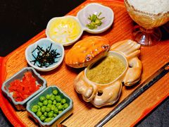 -蟹犇前•帝王蟹雪蟹(陆家嘴店)