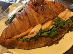 -星巴克(南通如皋文峰大世界店)