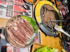 -青瓦炭韩潮烤肉(花园道店)