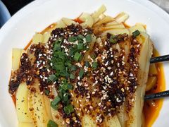 -老来福·非遗酸汤兔(凯旋路店)